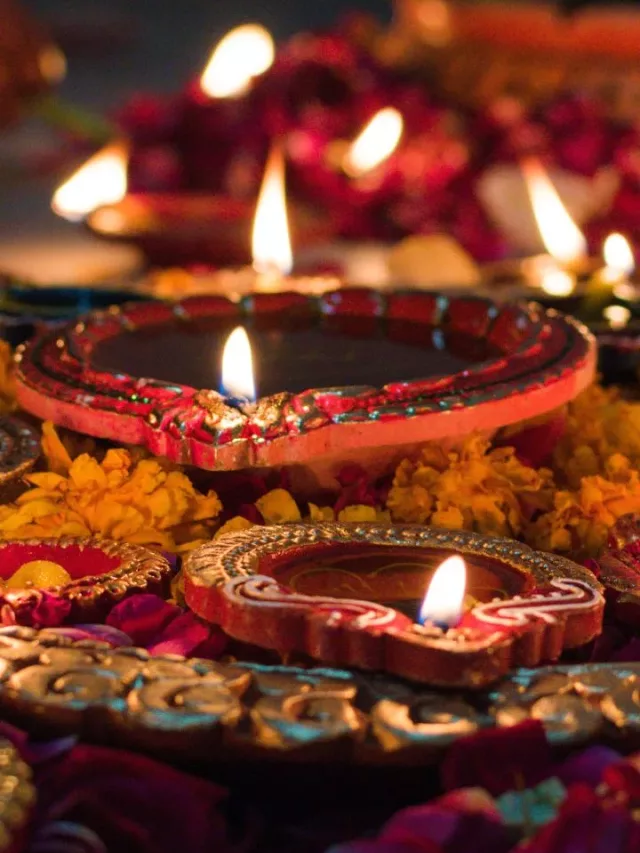 					8 Types of Diwali Candle Designs Youâll Love				